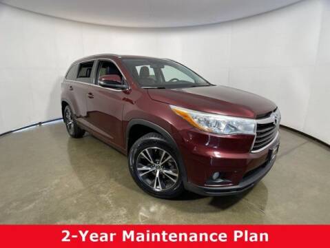 2016 Toyota Highlander for sale at Smart Budget Cars in Madison WI