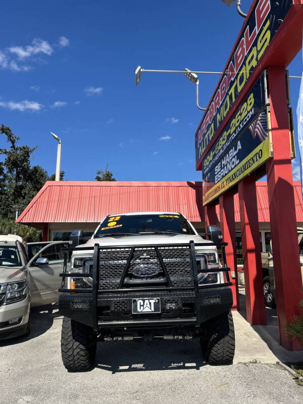 2022 Ford F-250 Super Duty Platinum's photo