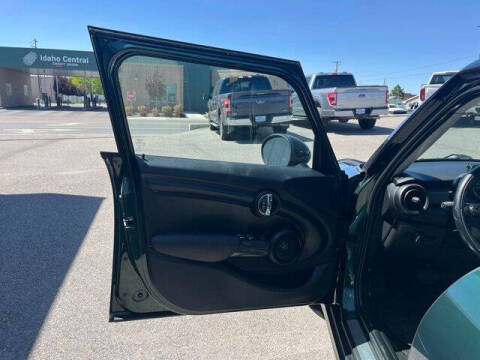 2017 MINI Hardtop 4 Door Cooper