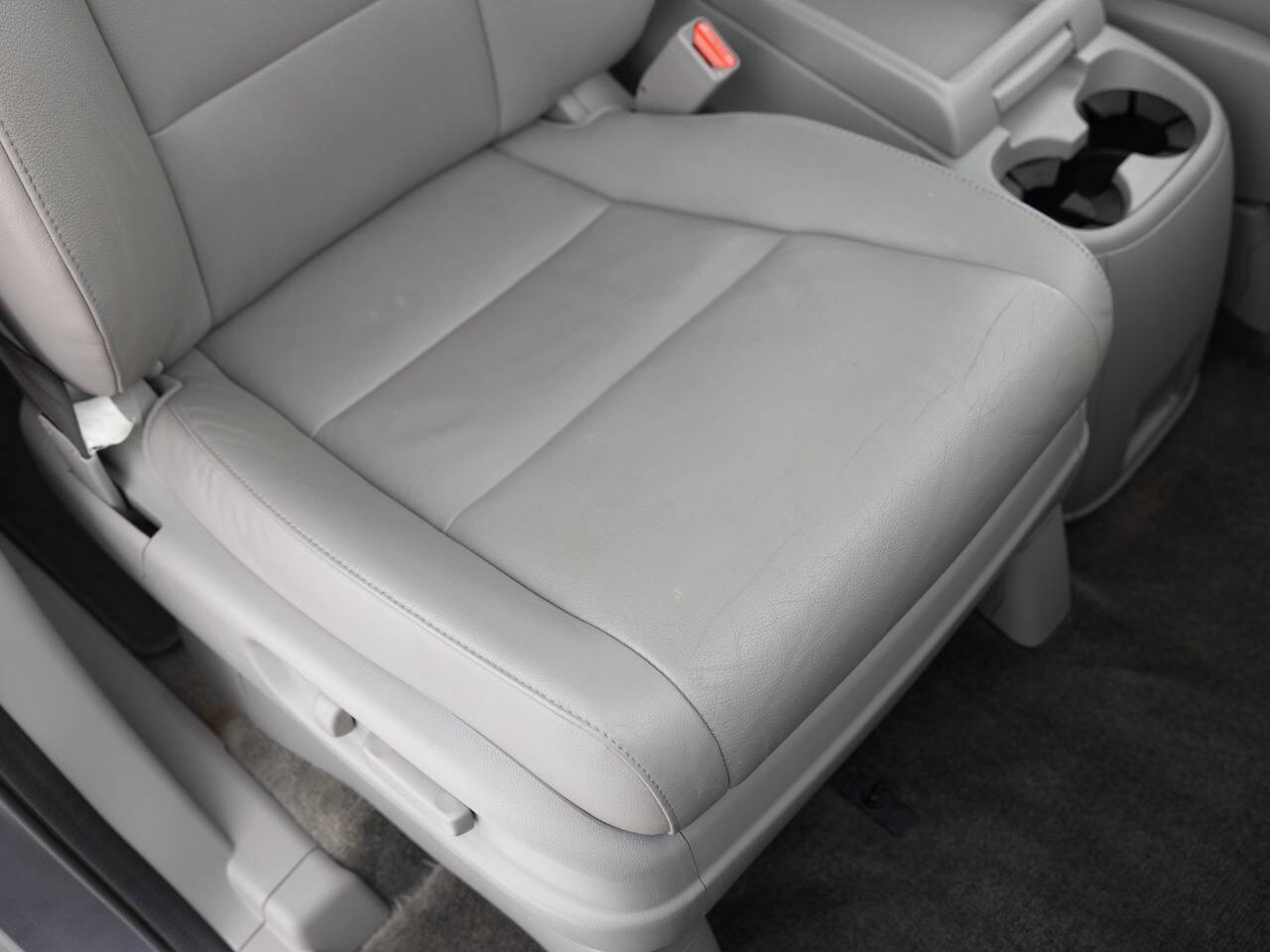 Used Car 2016 Honda Odyssey  Touring Elite 4dr Mini Van For Sale Under $12,000 In Coal City, Illinois