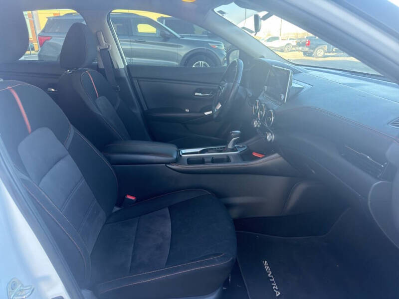 2022 Nissan Sentra SR