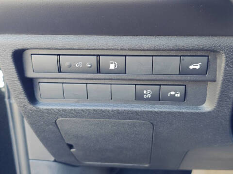 2025 Mitsubishi Outlander PHEV SE