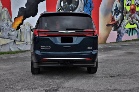 2021 Chrysler Pacifica Touring L