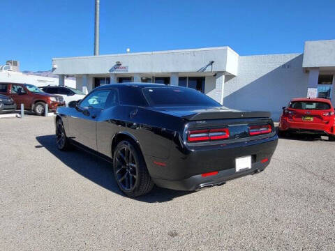 2021 Dodge Challenger SXT