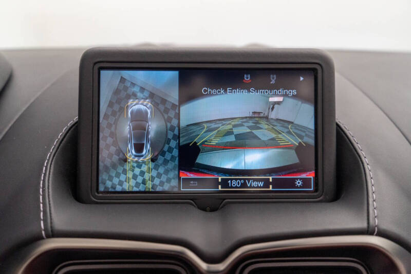 2022 Aston Martin Vantage