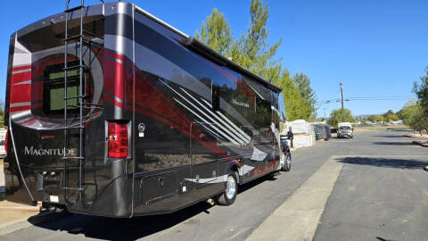 2021 Thor Motor Coach Magnitude
