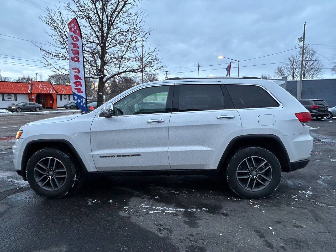 2018 Jeep Grand Cherokee for sale at Auto Shop in Wyoming, MI