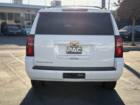 2017 Chevrolet Suburban LT