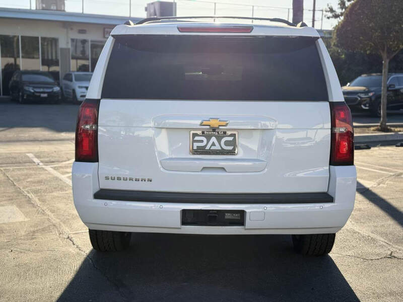 2017 Chevrolet Suburban LT