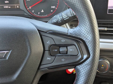 2025 Chevrolet Trax RS