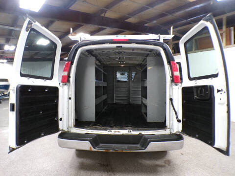 2016 GMC Savana 2500