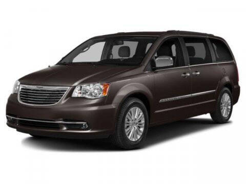 2015 Chrysler Town and Country for sale at Gary Uftring's Used Car Outlet in Washington IL