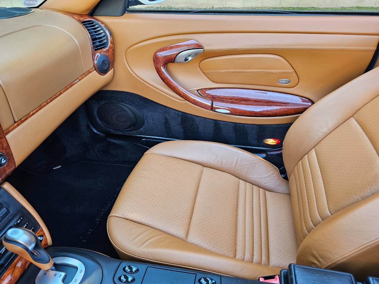 2001 Porsche 911 40