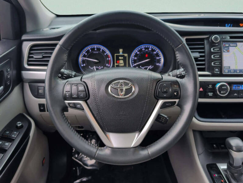 2016 Toyota Highlander