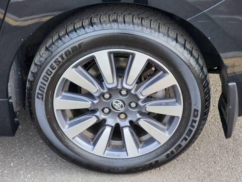 2018 Toyota Sienna XLE Premium 7-Passenger