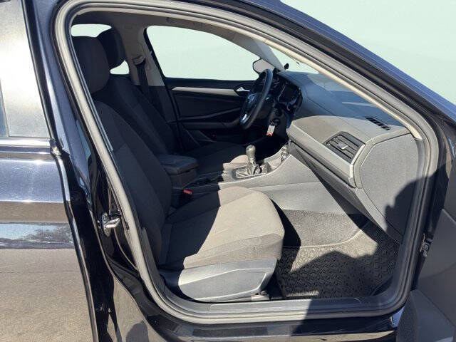 2021 Volkswagen Jetta R-Line