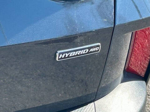 2022 Ford Escape Hybrid Titanium