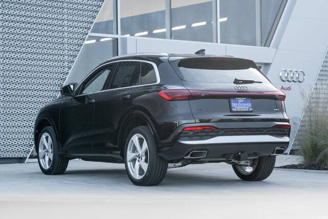 2025 Audi Q5 quattro Premium Plus TFSI