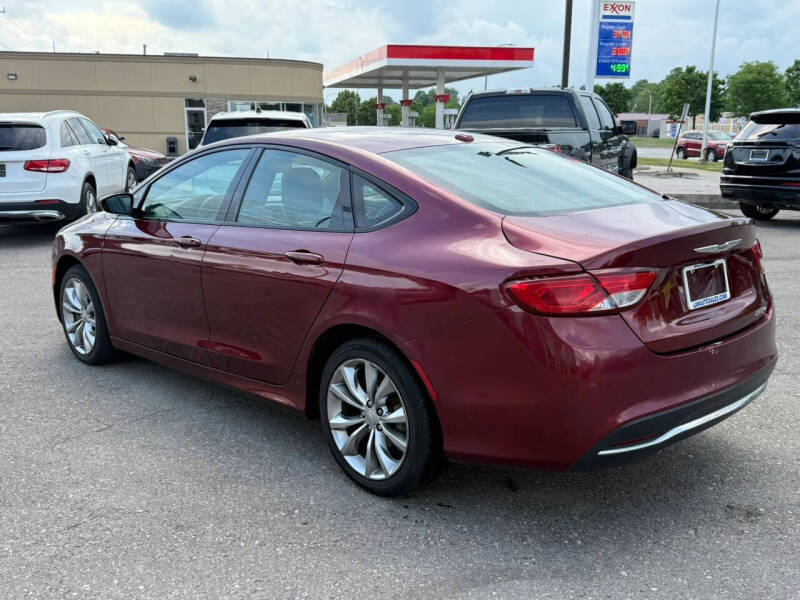 2016 Chrysler 200
