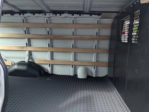 2024 GMC Savana 2500