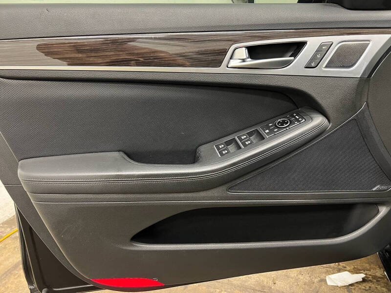 2018 Genesis G80