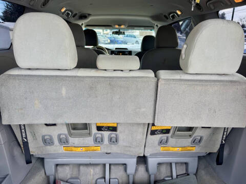2014 Toyota Sienna L 7-Passenger