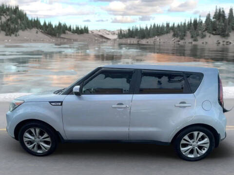 2016 Kia Soul +