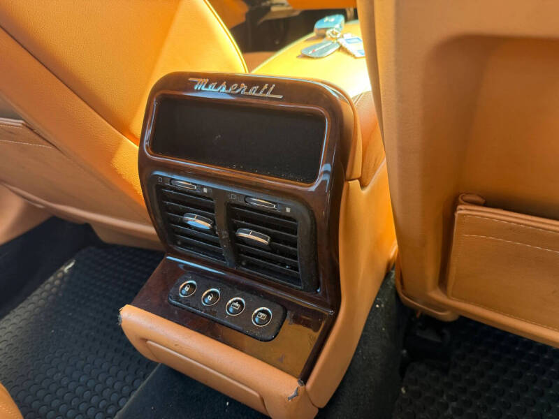 2006 Maserati Quattroporte