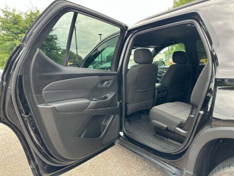 2022 Chevrolet Traverse LT Cloth