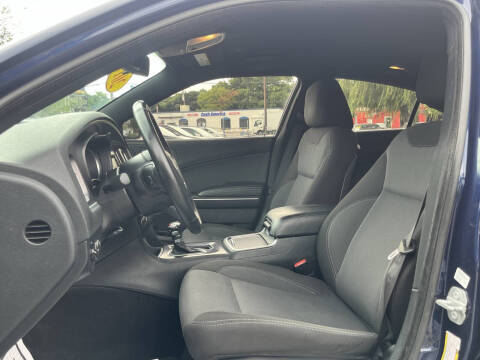 2017 Dodge Charger SE