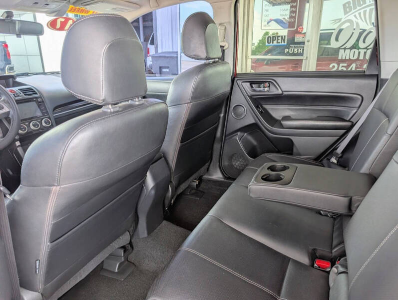 2017 Subaru Forester 2.5i Touring