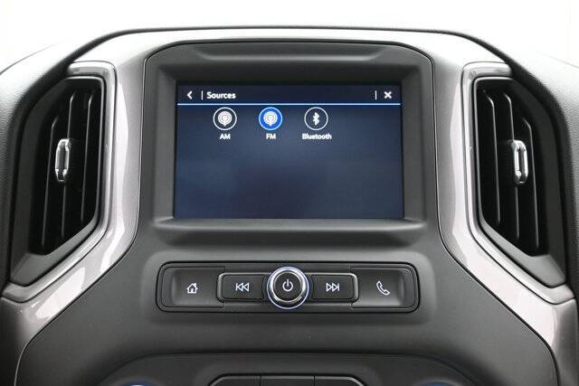 2024 GMC Sierra 2500HD Pro