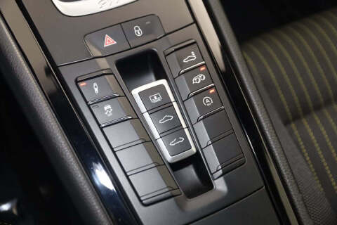 2019 Porsche 911 Carrera