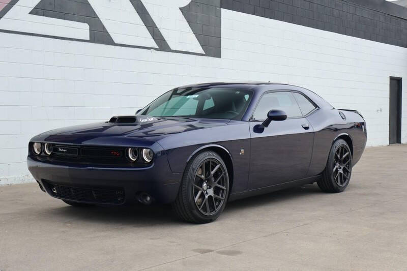 2016 Dodge Challenger 392 HEMI Scat Pack Shaker