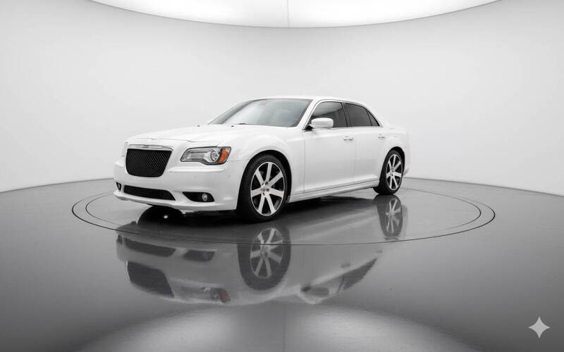 2013 Chrysler 300 SRT8