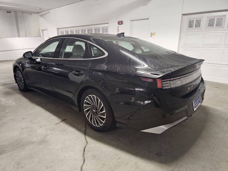 2025 Hyundai Sonata Hybrid SEL