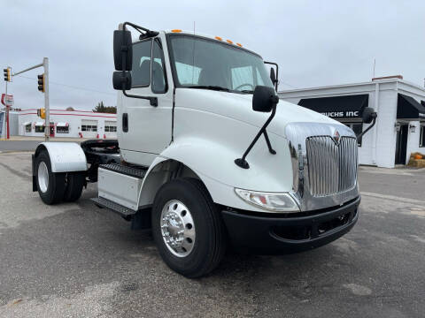 2015 IHC Single Axle 8600