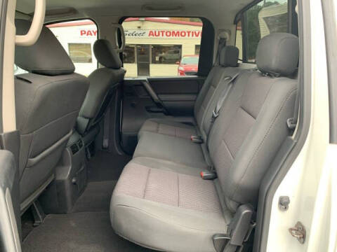 2010 Nissan Titan SE