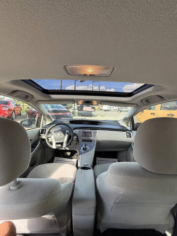 2014 Toyota Prius Three