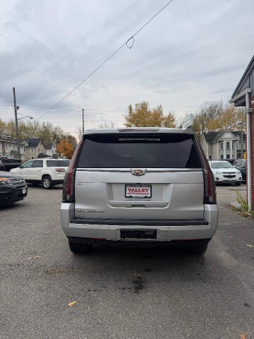 2015 Cadillac Escalade Luxury