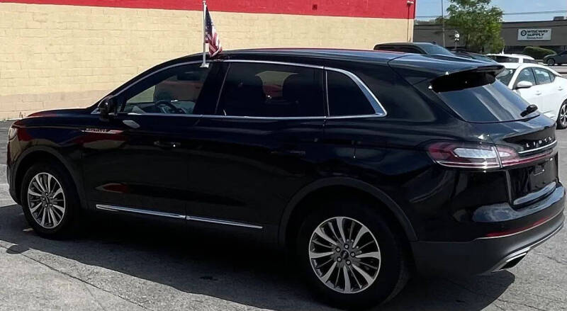 2019 Lincoln Nautilus Select