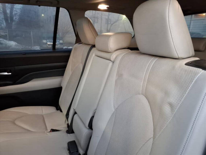 2024 Toyota Grand Highlander Hybrid Limited