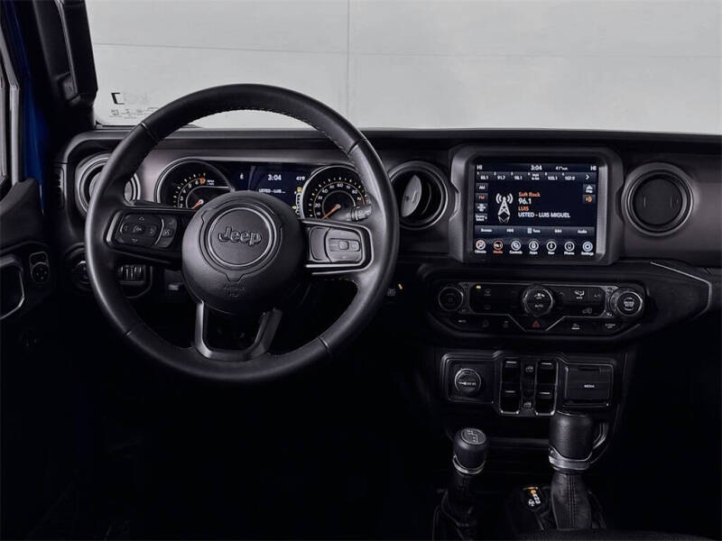 2022 Jeep Gladiator Willys