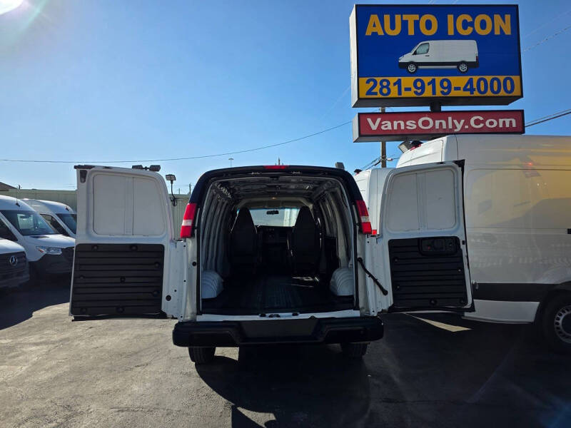 2020 Chevrolet Express 2500