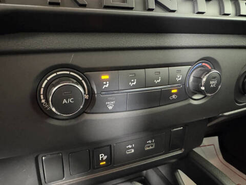 2025 Nissan Frontier