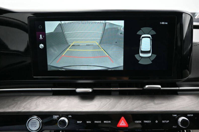 2024 Kia Carnival EX