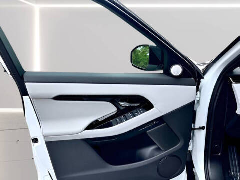 2026 Land Rover Range Rover Evoque P250 Dynamic SE