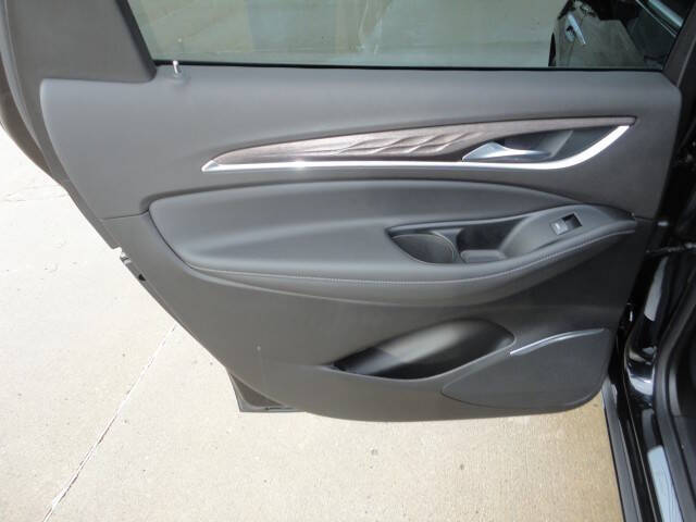 2024 Buick Enclave Avenir