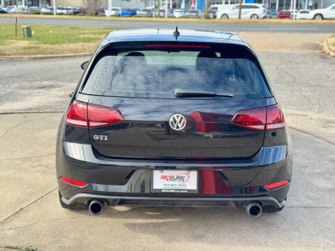2018 Volkswagen Golf GTI S