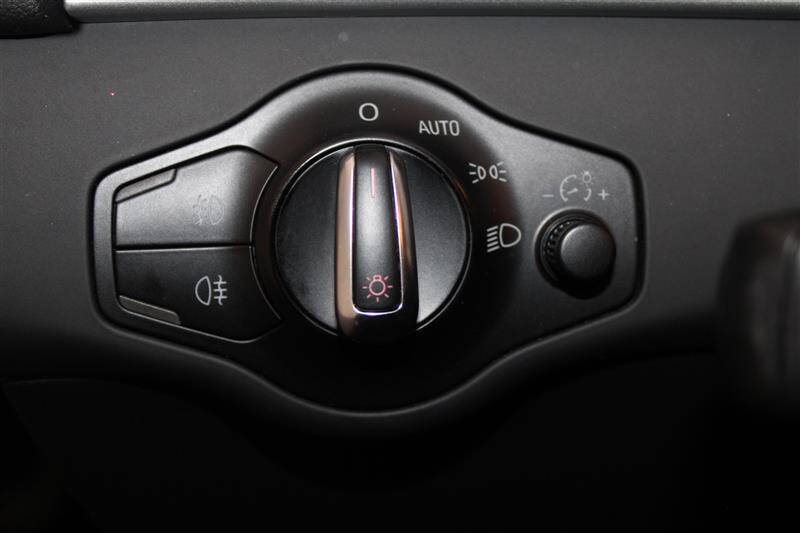 2012 Audi A4 2.0T quattro Premium